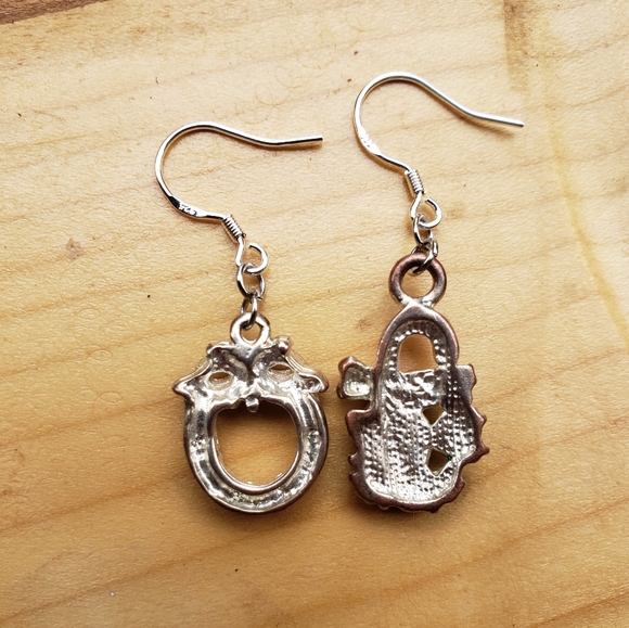 Made By Me OOAK Upcycled Vintage Painted Enamel Christmas Earrings - Picture 2 of 3